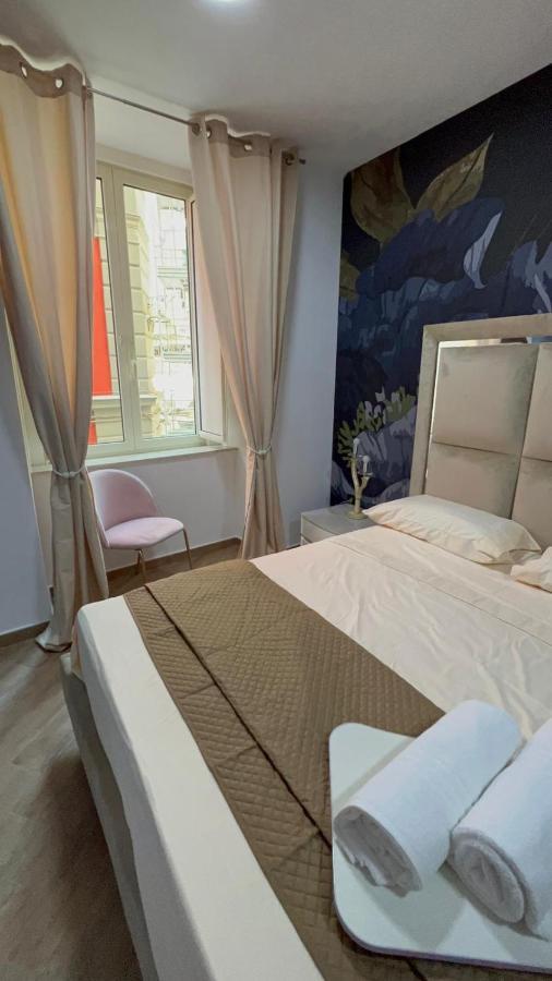 In Piazzetta Bed and Breakfast Νάπολη Εξωτερικό φωτογραφία